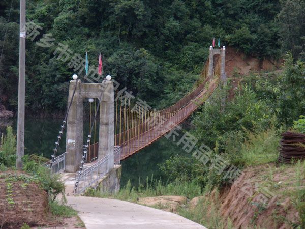 洋縣水庫吊橋